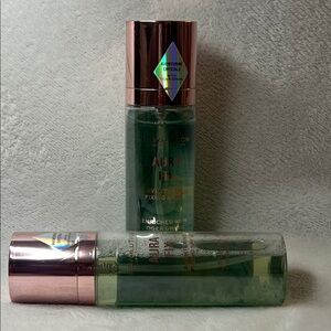 Revolution Aura Fix Spray with Green and Rose Gold